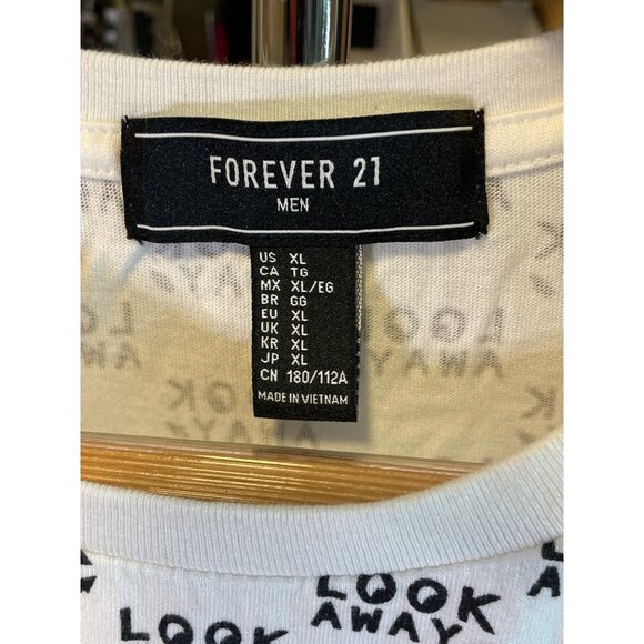 Forever 21 Mens Crew Neck Look Away T Shirt Sz XL - Picture 5 of 9